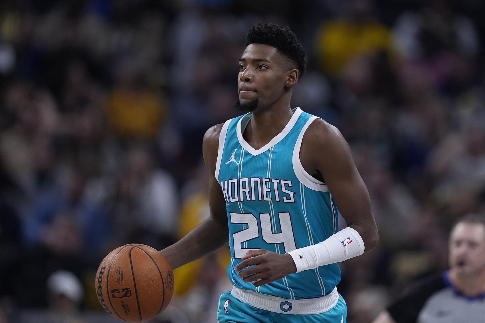 kaiyun-好起来了！黄蜂取得三连胜 期间场均净胜对手22.7分