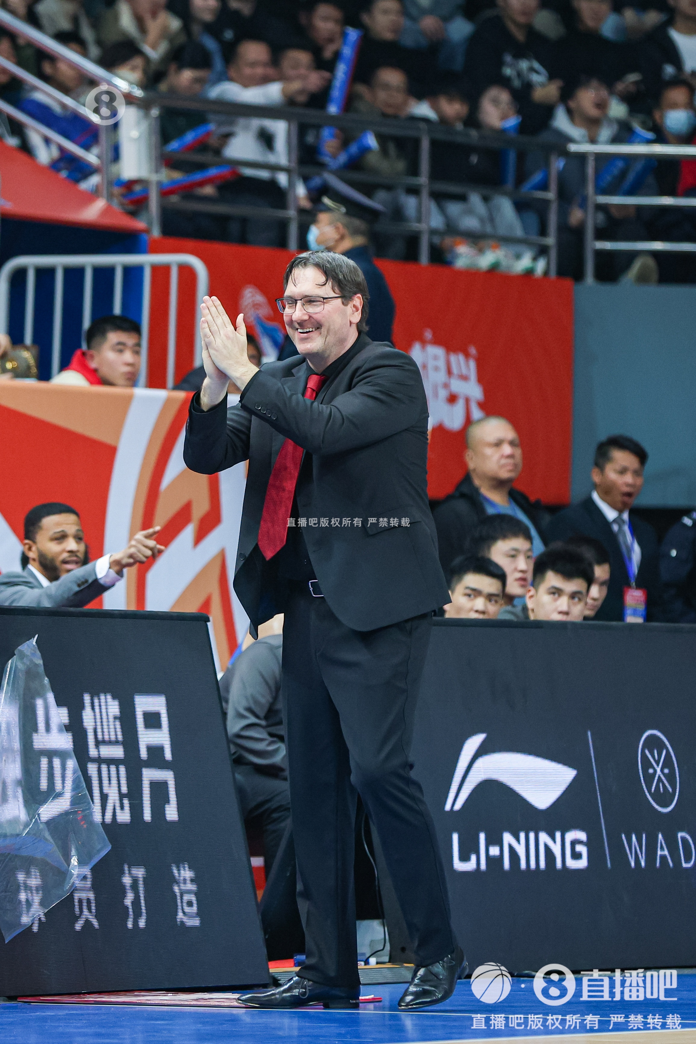 开云网页-凯撒：每次回济南都很开心 衷心祝愿山东男篮本赛季能取得好成绩